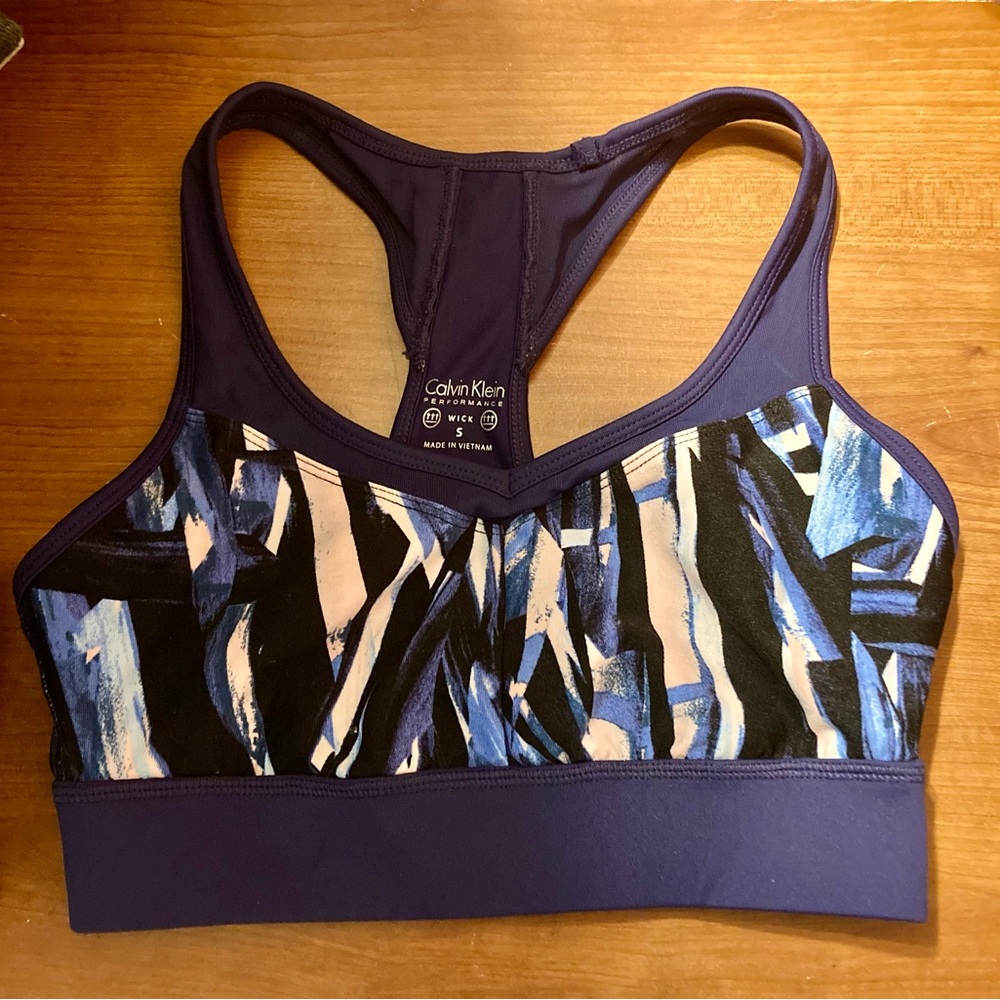 Calvin Klein Women's Blue Patterned Sports Bra